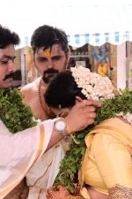 Actor-Harish-Abinaya-Wedding-Photos-_12_