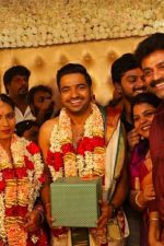 Actor-Sathish-U2013-Sindhu-Wedding-Photos-_2_