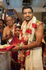 Actor-Sathish-U2013-Sindhu-Wedding-Photos-_8_